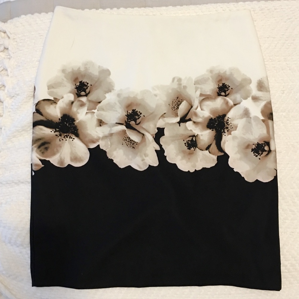 Floral pencil skirt